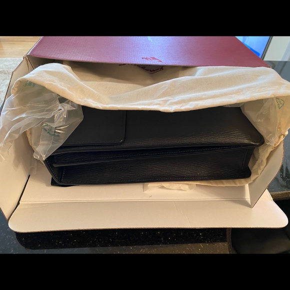 ****** BRAND NEW!!! SALVATORE FERRAGAMO briefcase - Picture 10 of 16